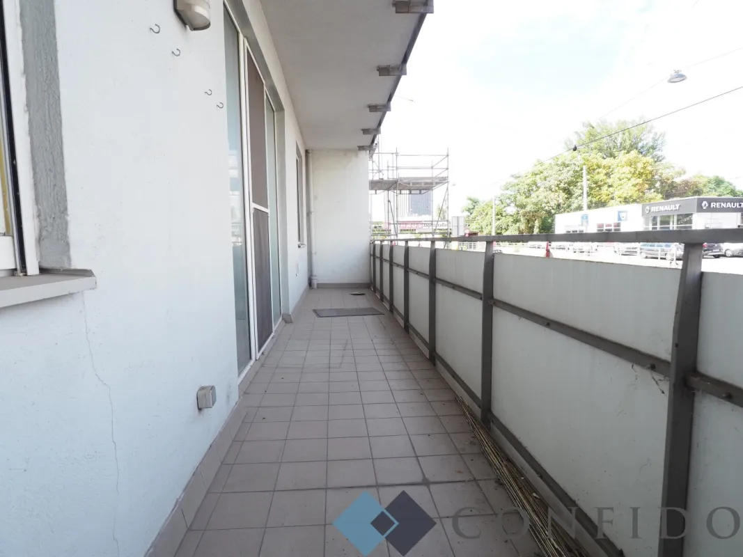 Großzügige 2 Zimmerwohnung mit Loggia nahe Höchstädtplatz! - Bild 1