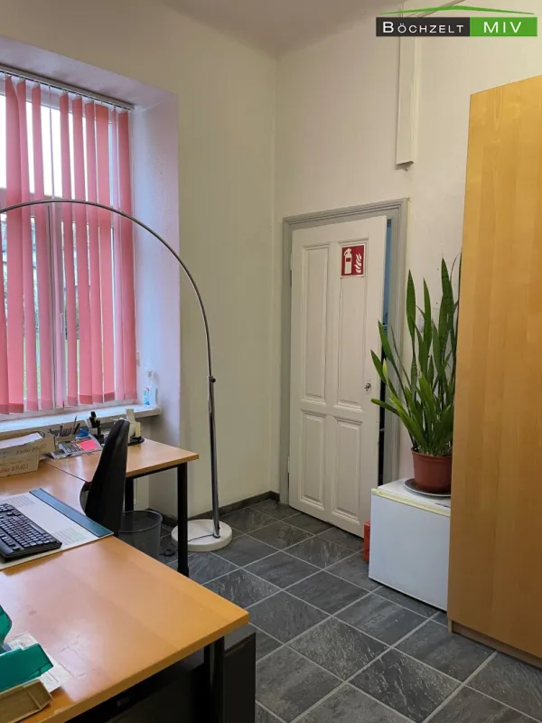 ca. 95 m² Büro in frequentierter Lage in ++ KNITTELFELD ++ - Bild 1
