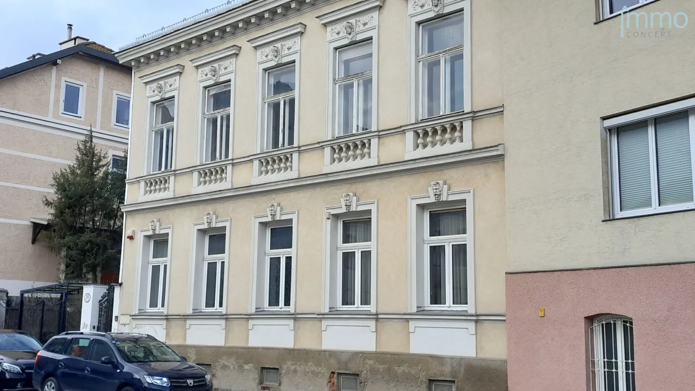 Bauträgerinvestment oder großzügiges Familiendomizil - bestandsfreie spätgründerzeitliche Zinsvilla, genehmigtes Ausbaupotenzial bis ca. 540 m² Netto Wohnnutzfläche - Bild 1
