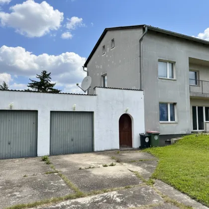 Grundstück mit Zweifamilienhaus in Ruhelage - Variable Gestaltungsmöglichkeiten vorhanden - Bild 2