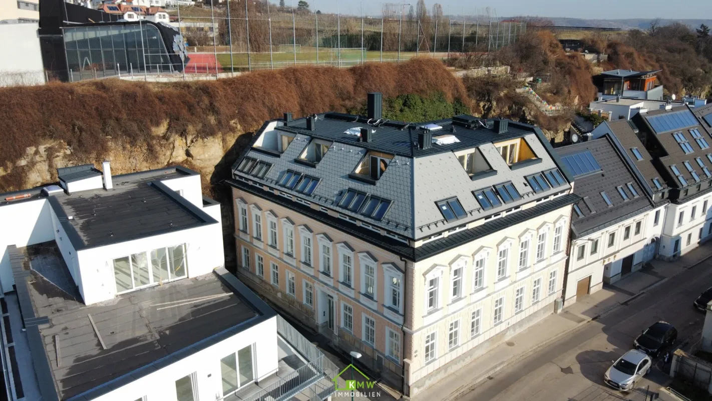 Hochwertige Dachgeschoßwohnung in ruhiger, zentraler Lage - Top 9 - Bild 1
