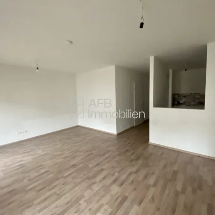 Große 2-Zimmer-Genossenschaftswohnung zu vermieten - Bild 3