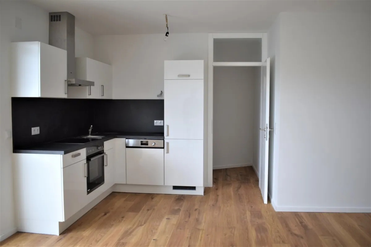 Weinliebe trifft Wohnliebe! Neubauprojekt 3-Zimmer Wohnung mit Balkon inmitten der Weinberge! - Bild 1