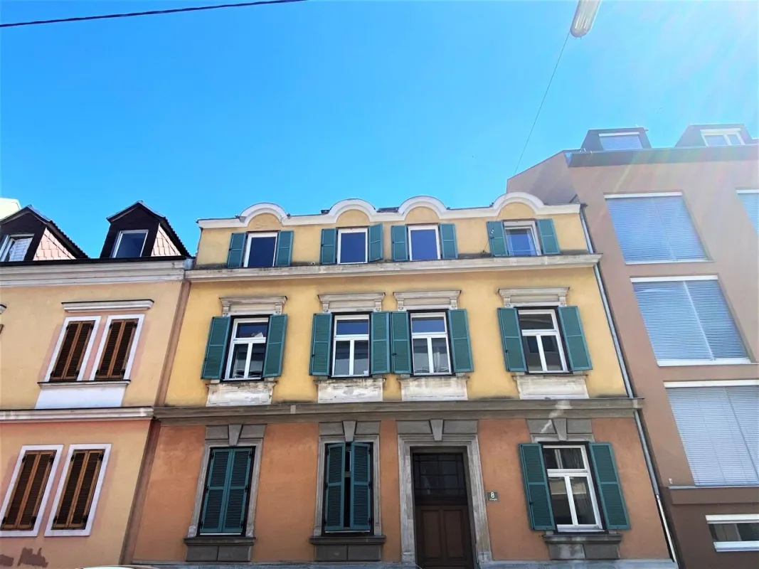 Vollvermietetes 3 - geschossiges Altbauzinshaus in der Innenstadt mit enormen Wertsteigerungspotenzial in unmittelbarer Nähe zum Augarten - Bild 1
