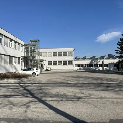 BELETAGE - Modernes Büro / Schulungsräume mit Lift und Parkflächen - Variante EG oder OG - Bild 2