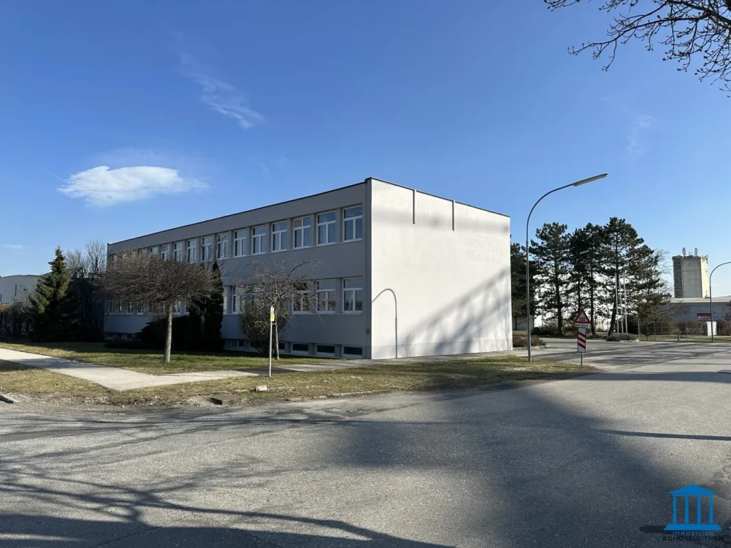 BELETAGE - Modernes Büro / Schulungsräume mit Lift und Parkflächen - Variante EG oder OG - Bild 1