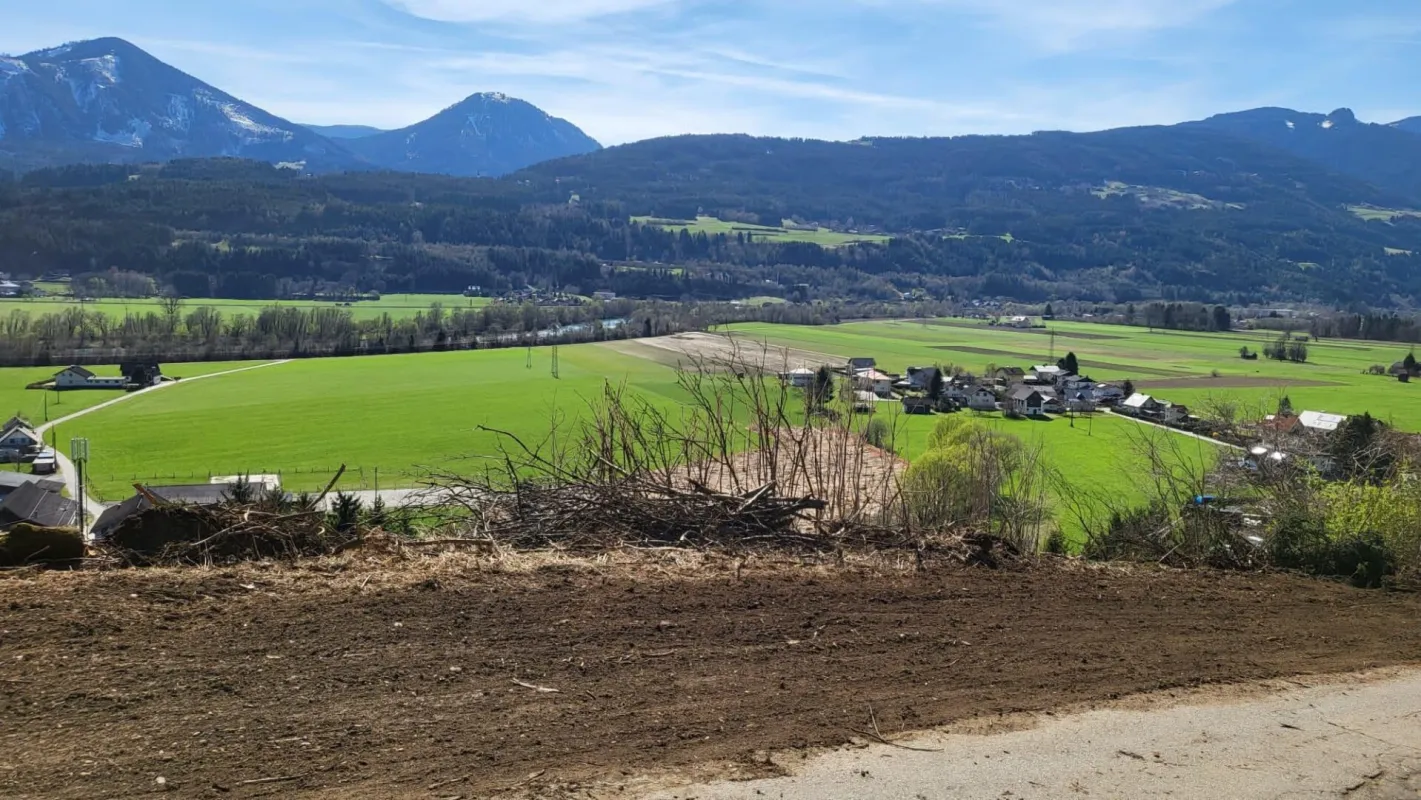 Baugrund in Sonniger Lage! - Bild 1