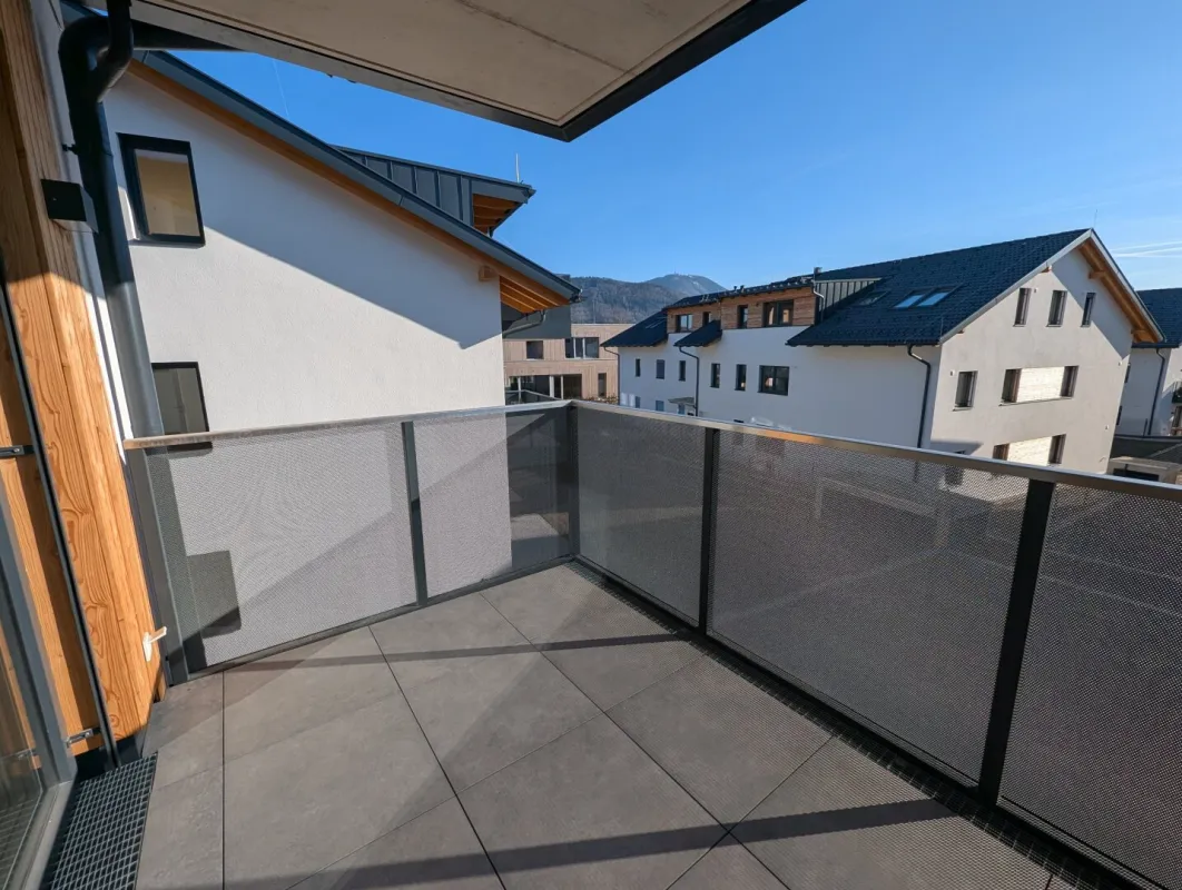 Bezugsfertig - gemütliche 3 Zimmer Erstbezugs-Wohnung mit großzügigem Balkon im Ortszentrum Hallwang! - Bild 1