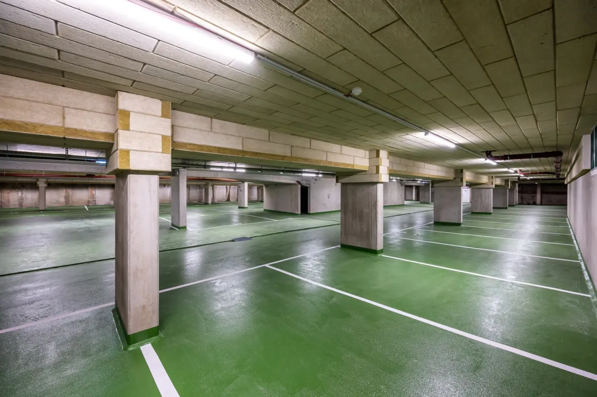 ++NEU++ Großzügige Garagenplätze (keine Stapelparkplätze) in der Jägerstraße 35! - Bild 1
