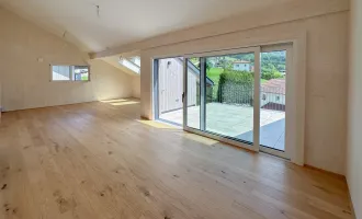Traumhafte Penthousewohnung mit Attersee-Blick: Erstbezug mit Balkon und Terrasse!