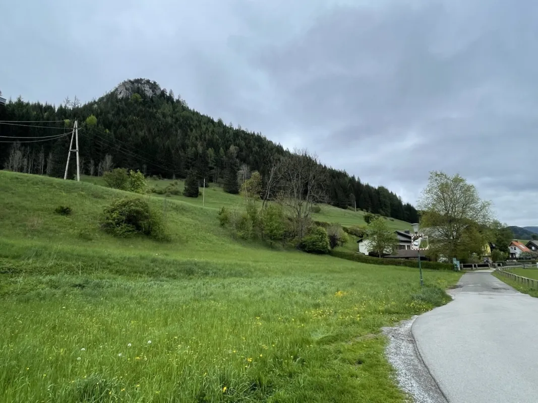 NEUBERG AN DER MÜRZ/SCHENKFELD - ZENTRAL GELEGENE BAURECHTSGRÜNDE - Bild 1