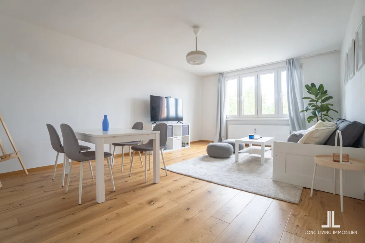 Helle 2-Zimmer-Wohnung mit Weitblick im 7. Liftstock – WG geeignet - Bild 1