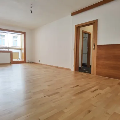 TOLLE LAGE - NEUBAUGASSE - AUSGEZEICHNETER GRUNDRISS MIT POTENZIAL - Bild 2
