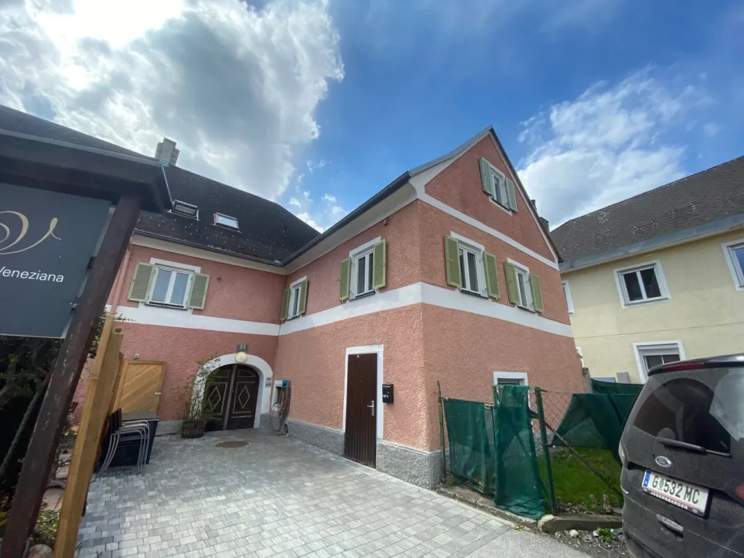 3-geschossiges Zinshaus mit einem zusätzlichen Grundstück für ein kleines Bauträgerprojekt - Liebenau - Bild 1