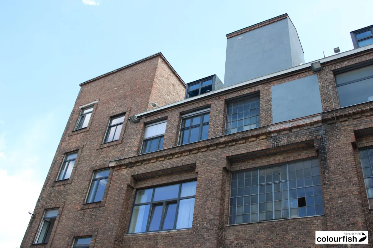 Kleinbüro bzw. Atelier in ehemaligem Fabriksgebäude - Bild 1