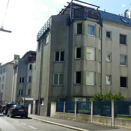 Hackinger Straße 55-59 | Garagenplätze - Bild 2