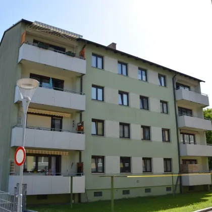Unbefristete 2-Zimmer-Wohnung mit Balkon in Hainfeld - Bild 3