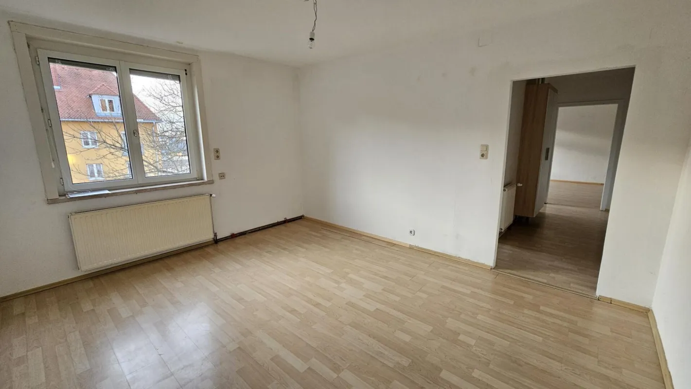 Geräumige und unbefristete 2-Zimmer-Wohnung! - Bild 1