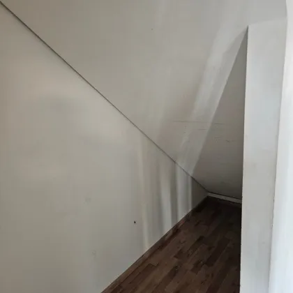 Unbefristete 4-Zimmer-Wohnung mit Loggia in Graz - Bild 2