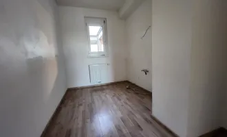 UNBEFRISTET!! Schöne, neuwertige Wohnung mit Freifläche