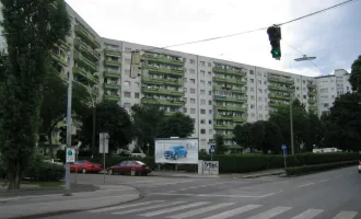 unbefristete 1 Zimmerwohnung mit Balkon