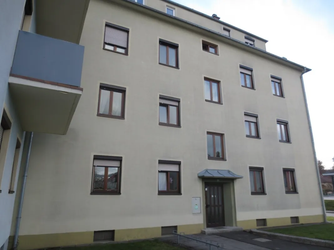 UNBEFRISTETES Wohnglück mit separater Küche und Balkon - Bild 1