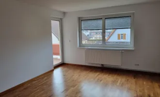 unbefristet | nette 3,5 Zimmer-Wohnung mit Stellplatz!
