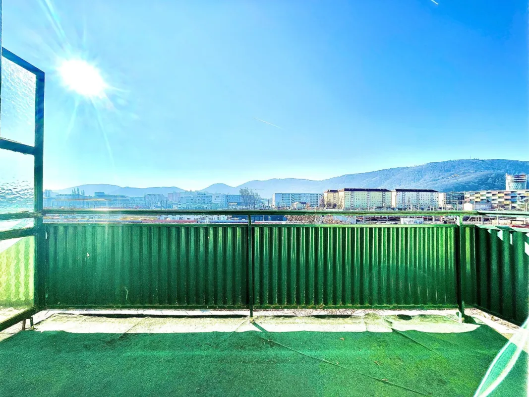 *BALKON* I HAUPTBAHNHOF I WG TAUGLICH I DUSCHE I HAUSTIERE WILLKOMMEN I AB SOFORT I 4. STOCK MIT LIFT I MODERN SANIERT I PROJEKT WOHNEN I - Bild 1