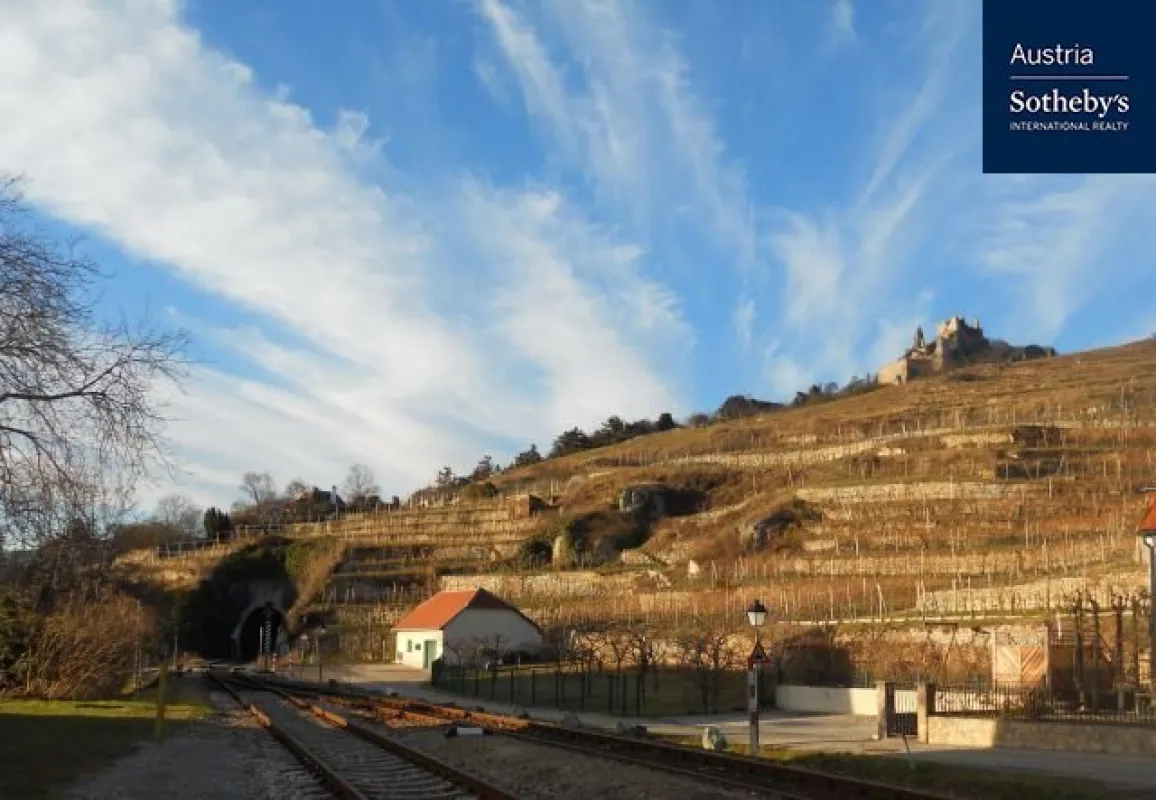 Gartenwohnung mit zauberhaftem Blick auf die Burgruine Dürnstein - Bild 1