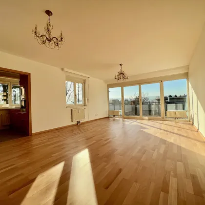 Großzügige Terrassenwohnung mit zwei Tiefgaragenplätzen - Wien 1140 Hadersdorf - Bild 2