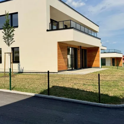 Über 260 m² Garten und Terrasse für Grünraum-Liebhaber - Nachhaltige Energienutzung - Fertigstellung demnächst! - Bild 2
