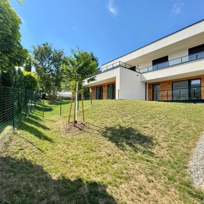 Über 260 m² Garten und Terrasse für Grünraum-Liebhaber - Nachhaltige Energienutzung - Fertigstellung demnächst! - Bild 3