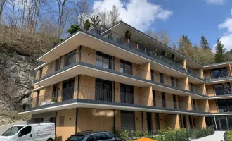 NEUWERTIGE 3-ZIMMER-WOHNUNG MIT GROSSEM BALKON