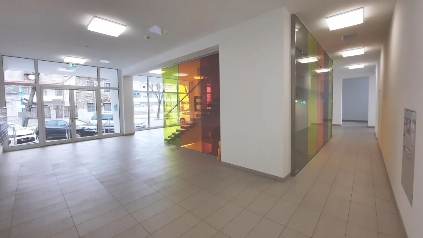 ERSTBEZUG in 3100 St. Pölten - 370m² Gewerbefläche - Bild 1