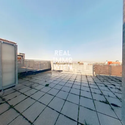 3.Belvedere/Prachtvolle DG Wohnung mit Blick auf Wien in einem alten Herrenhaus. - Bild 2
