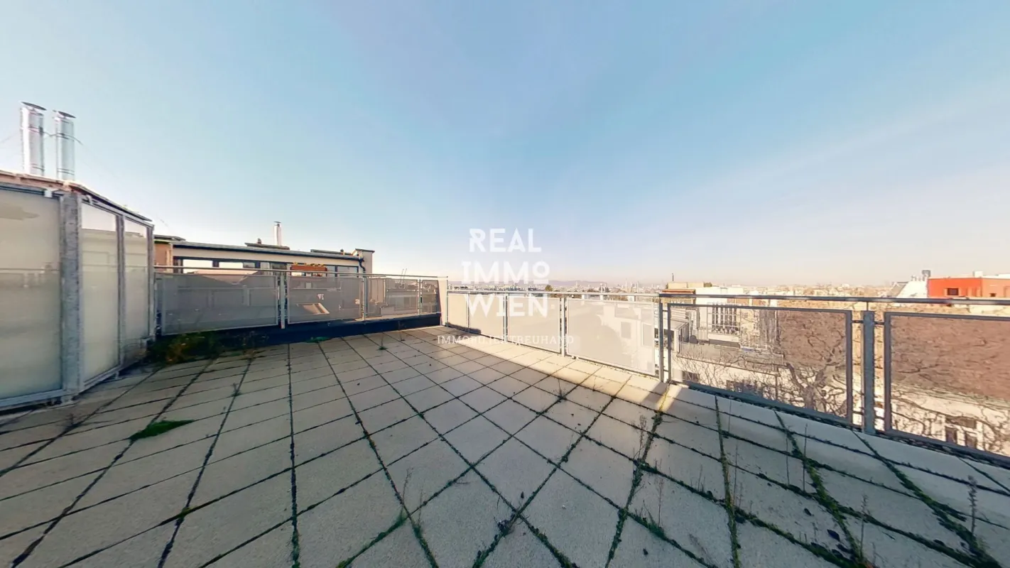 3.Belvedere/Prachtvolle DG Wohnung mit Blick auf Wien in einem alten Herrenhaus. - Bild 1