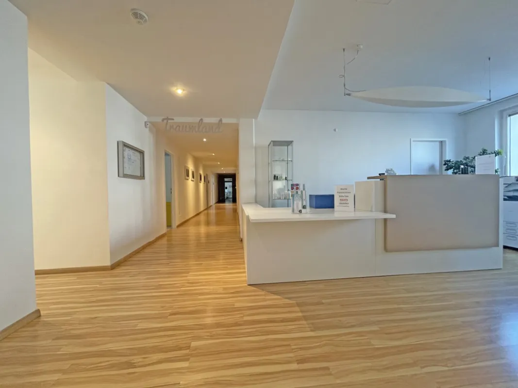 TOPZUSTAND + REPRÄSENTATIV + verkehrsgünstig + PROMPT verfügbar! - Bild 1