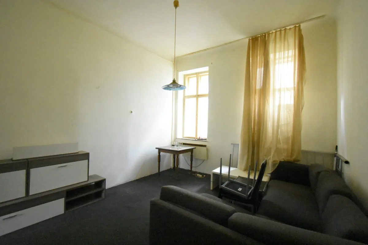 ++NEU++ 3 Zimmer Geschäftslokal mit Straßenzugang - großes Umbaupotenzial - Bild 1