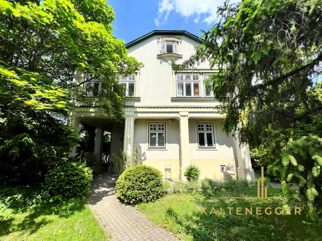 Perchtoldsdorf: Geräumige Jugendstil-Villa mit Terrasse und idyllischem Garten (Video) - Bild 1