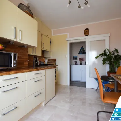 Sanierte 2-Zimmer-Wohnung in zentraler Lage nahe der Donaulände (Fernwärme) - Bild 3