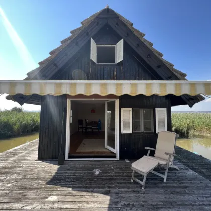 EINZIGARTIGE ALLEINRUHELAGE - UNEINSEHBAR - IM NEUSIEDLER SEE - AUF PACHTGRUND MIT BOOTSANLEGEPLATZ - Bild 2