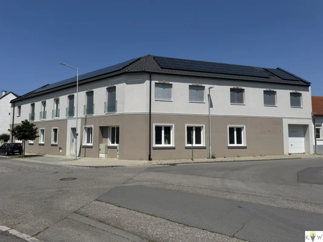 Barrierefreie "energieeffiziente" Wohnung mit Flair - Erstbezug nach Sanierung - Bild 1