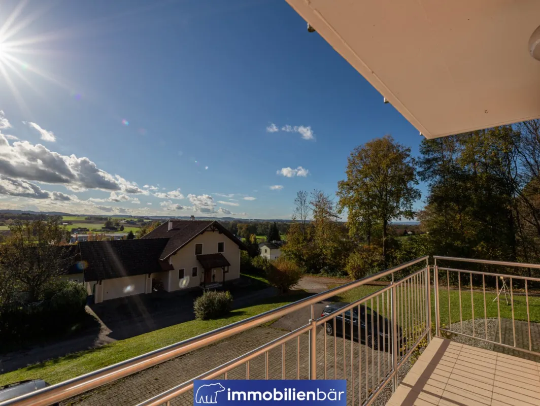 ANLEGER Wohnung mit traumhaften Weitblick und Balkon - Bild 1