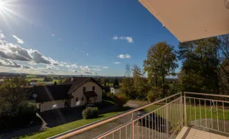 ANLEGER Wohnung mit traumhaften Weitblick und Balkon