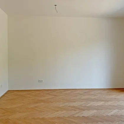 Moderne Architektur inmitten der Natur - Hochwertige 2-Zimmer Wohnung mit Garten und Terrasse! - Bild 2