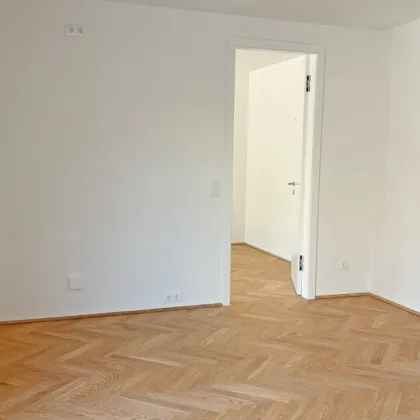 Moderne Architektur inmitten der Natur - Hochwertige 2-Zimmer Wohnung mit Garten und Terrasse! - Bild 3