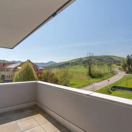 Kirnberg – traumhafte 2 Zimmerwohnung mit herrlichem Balkon - Bild 2