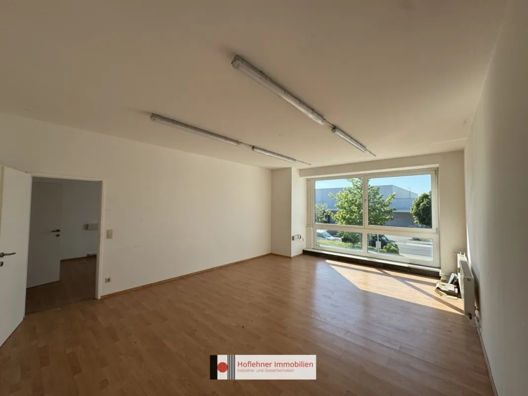 Lagerfläche mit Büro | 240,72 m² | 1. OG - Bild 1