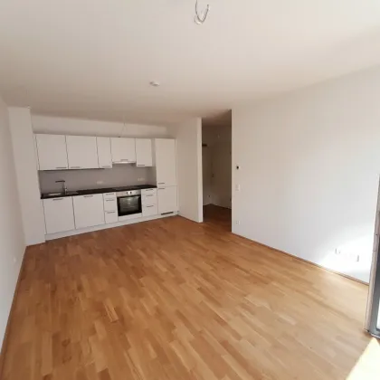 Moderne 2-Zimmer-Wohnung in idealer Lage! Karmeliterhof - Neubauwohntraum beim Rathausplatz - Bild 2