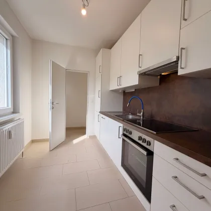 Großzügiger 3-Zimmer-Familienhit mit sonniger Loggia/Balkon! - Bild 2